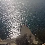 M Villa *