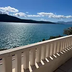 M Neum